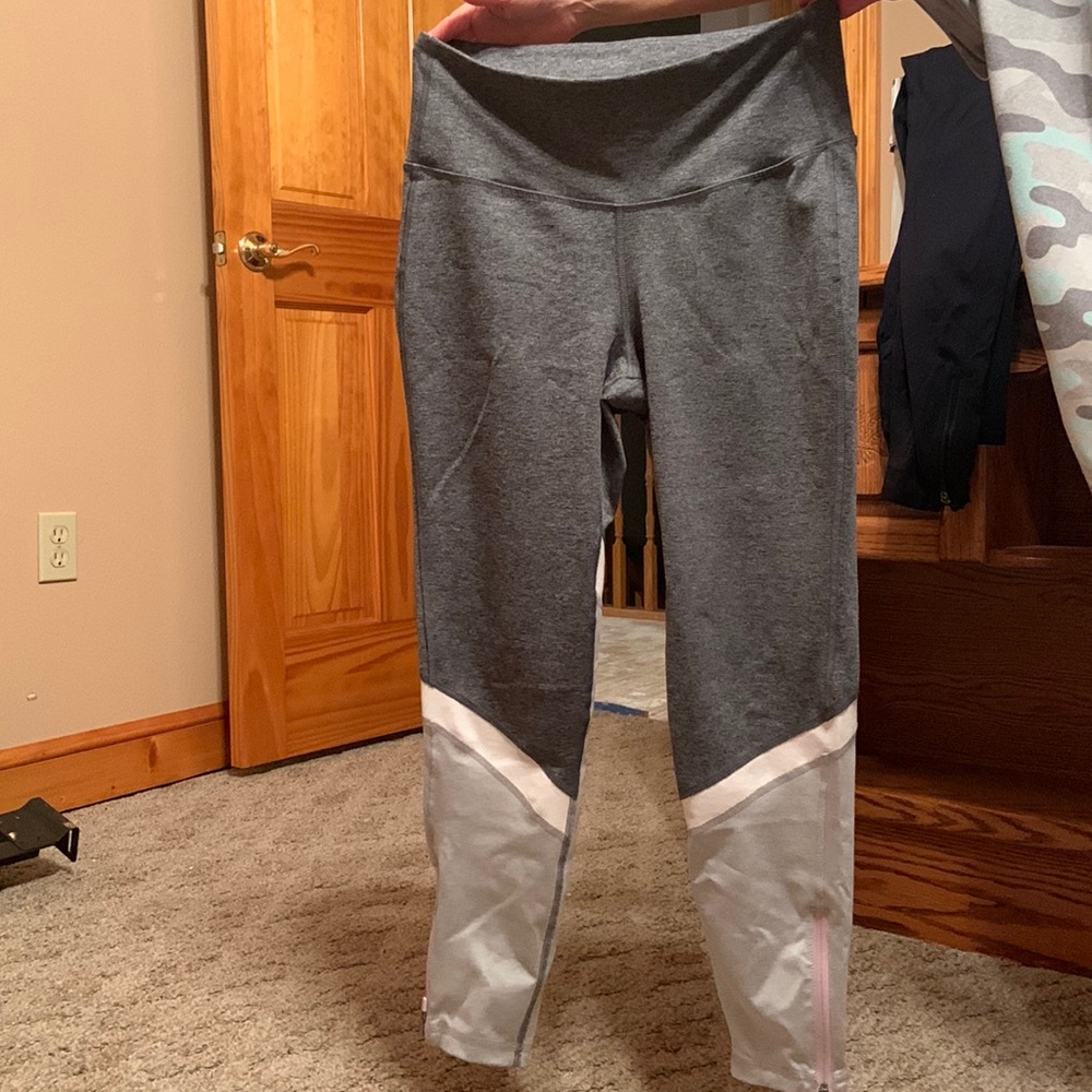 Old Navy Active Elevate Legging- Go Dry